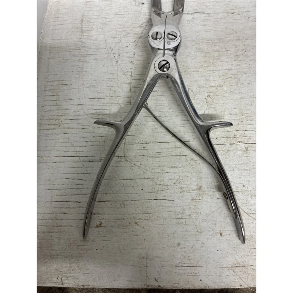 Bone Cutting Forceps Used Vtg 10